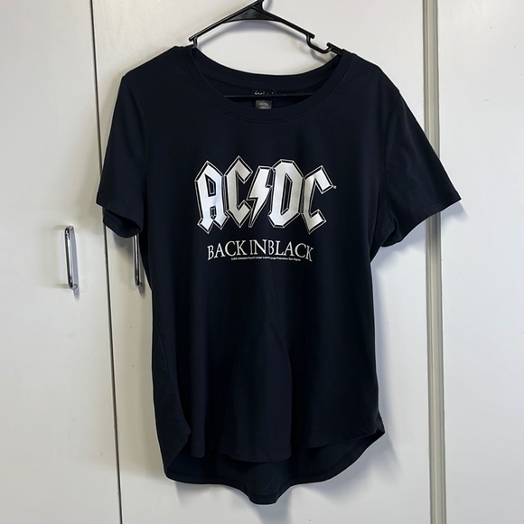 Joei & I brand Large, Black woman’s T-shirt good condition. - Picture 1 of 6